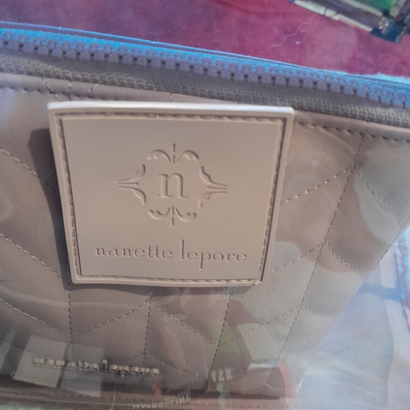 Nanette lepore cosmetic bags/bundle - Picture 2 of 15